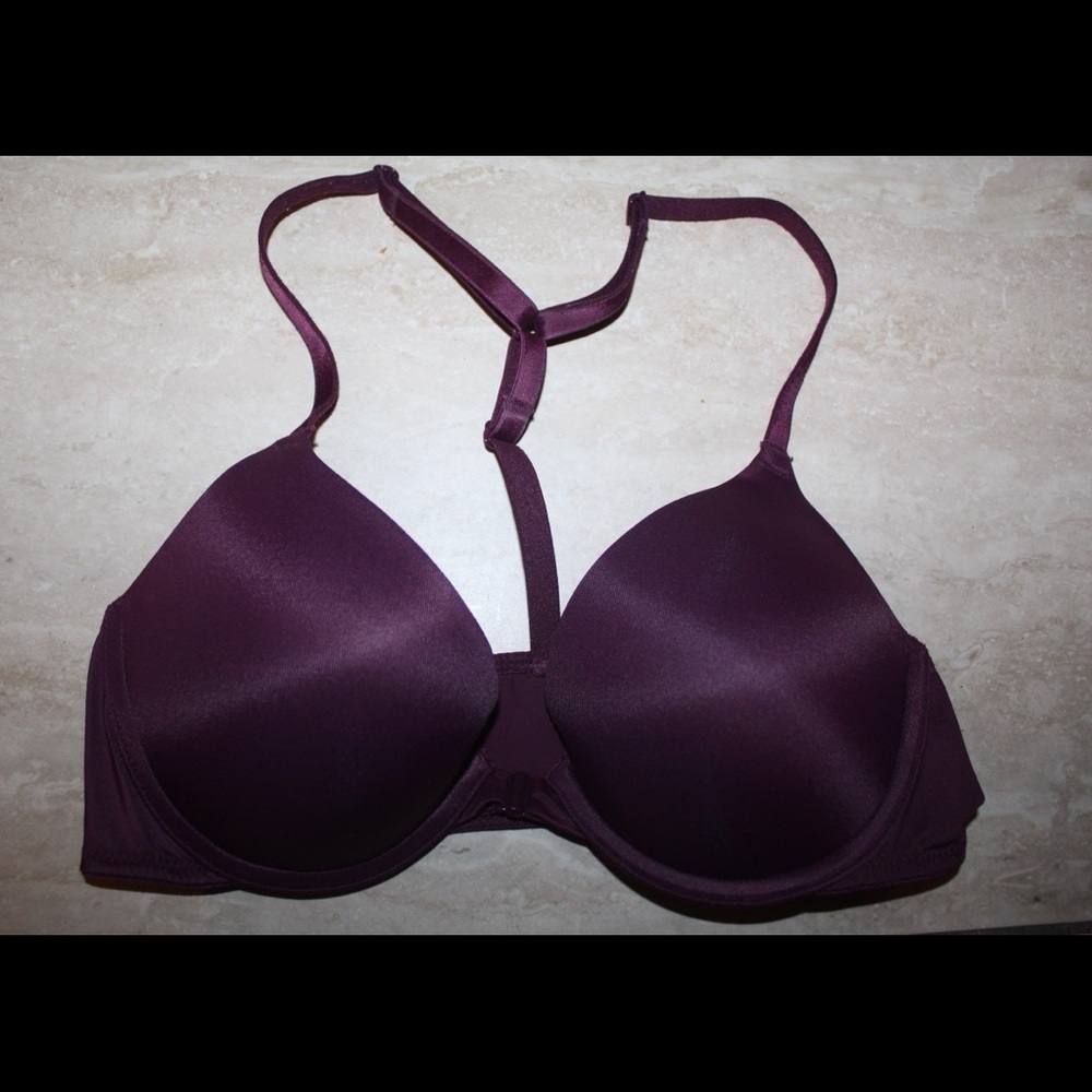 Victoria’s Secret 34B front clip closure bra